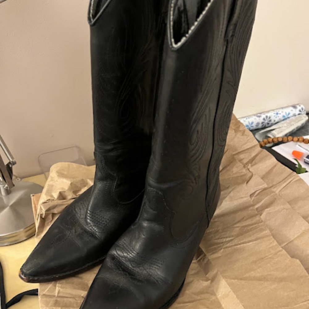 Circles Brand Jesse Boots